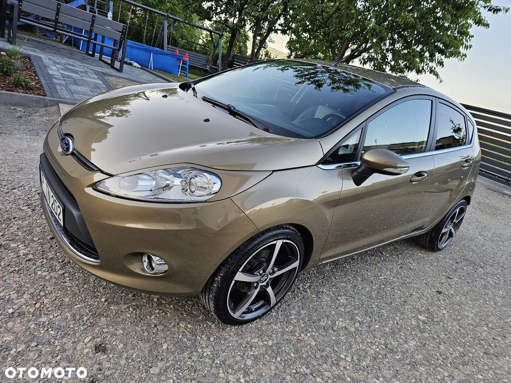 Ford Fiesta 1.6 Ti-VCT Titanium - 23