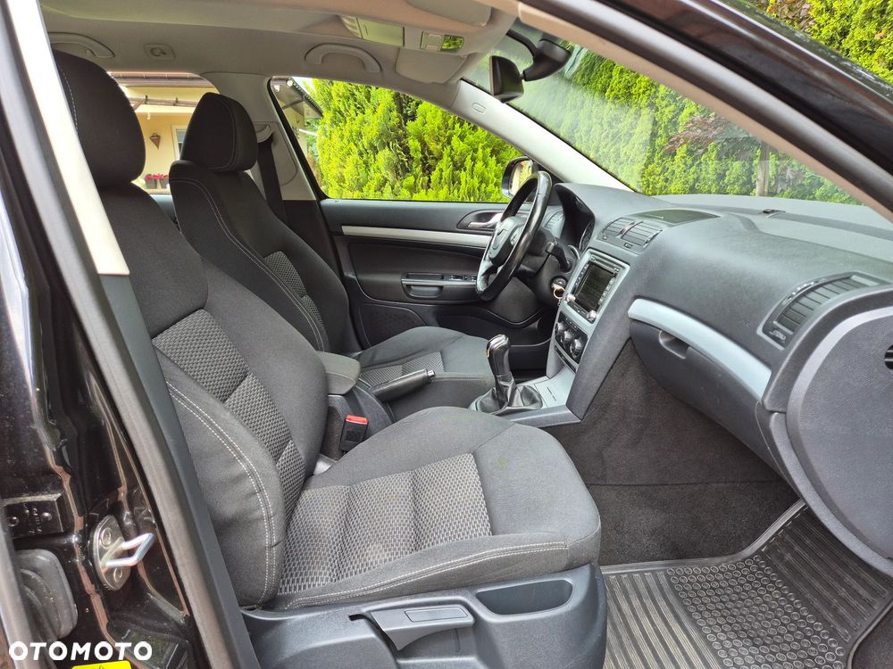 Skoda Octavia 1.6 TDI Ambiente - 37