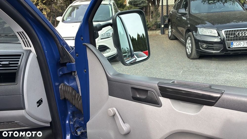 Volkswagen Transporter T5 - 14