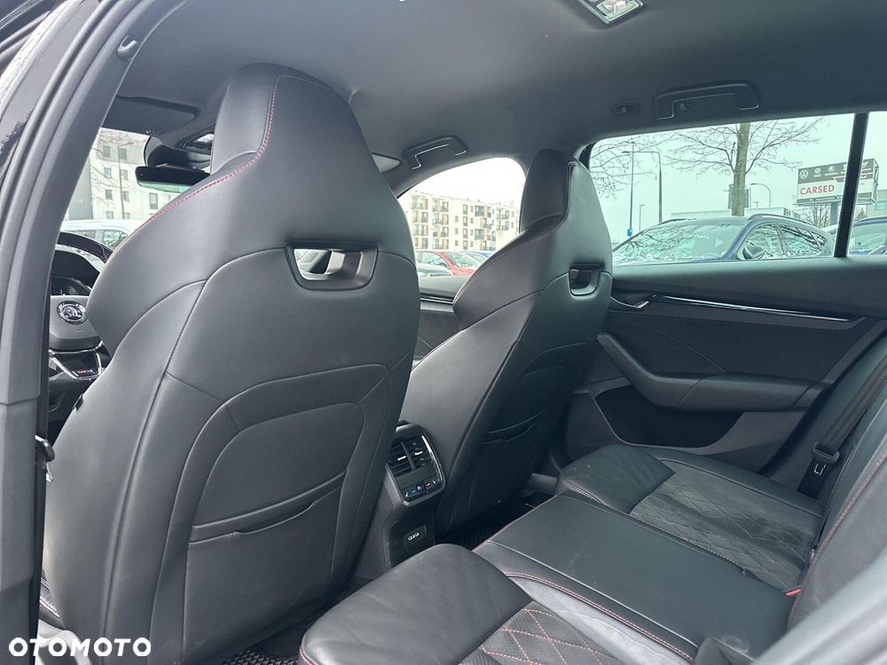 Skoda Octavia 2.0 TDI RS DSG - 39