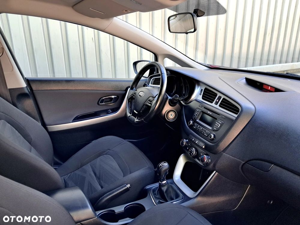 Kia Ceed 1.6 GDI Edition 7 - 22