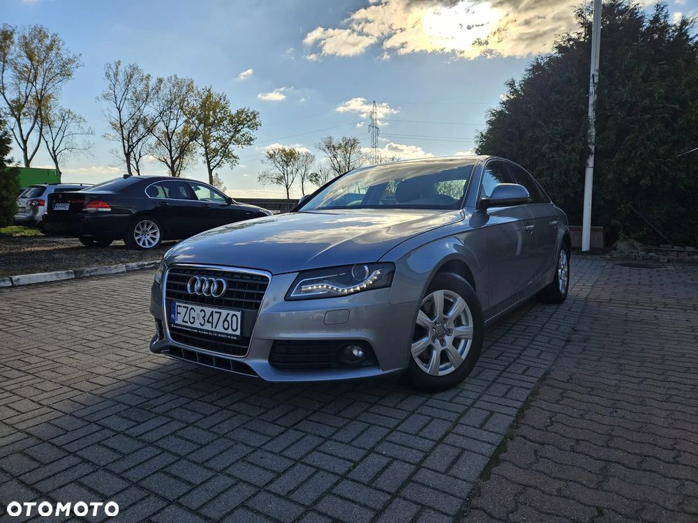 Audi A4 Limousine - 6
