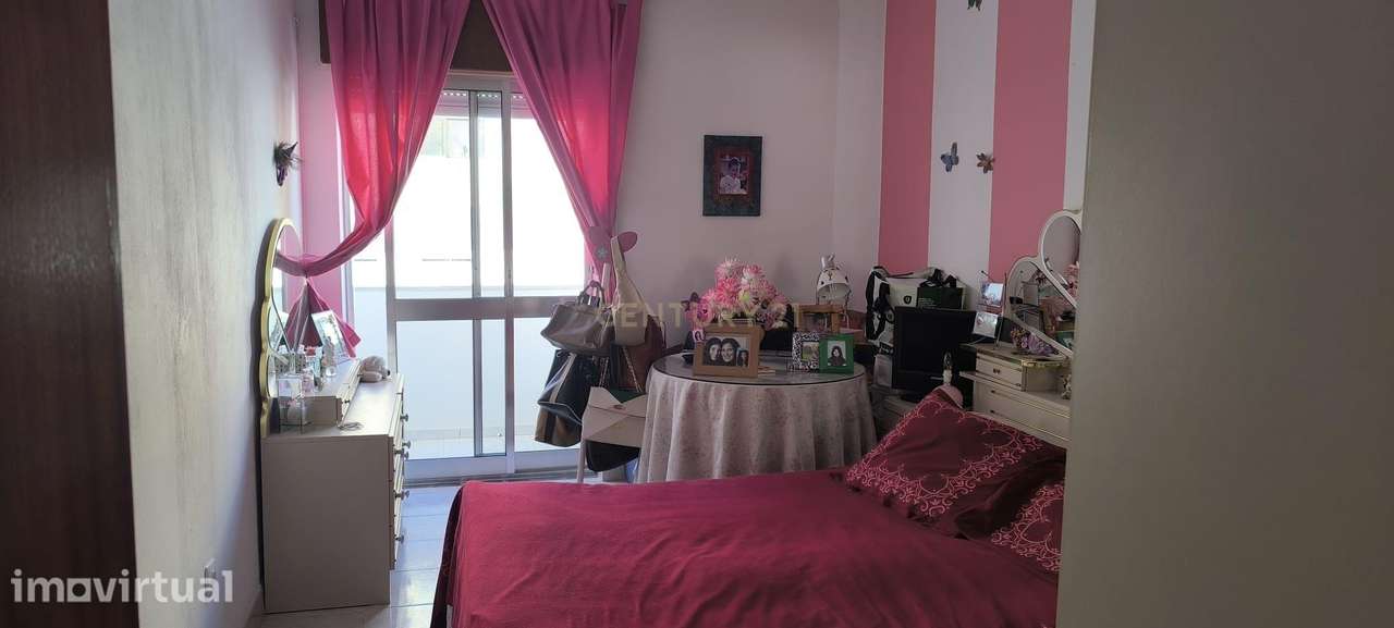 Apartamento de 3 assoalhadas, 1º andar com varanda, 102m2, na Baixa da - Grande imagem: 3/16