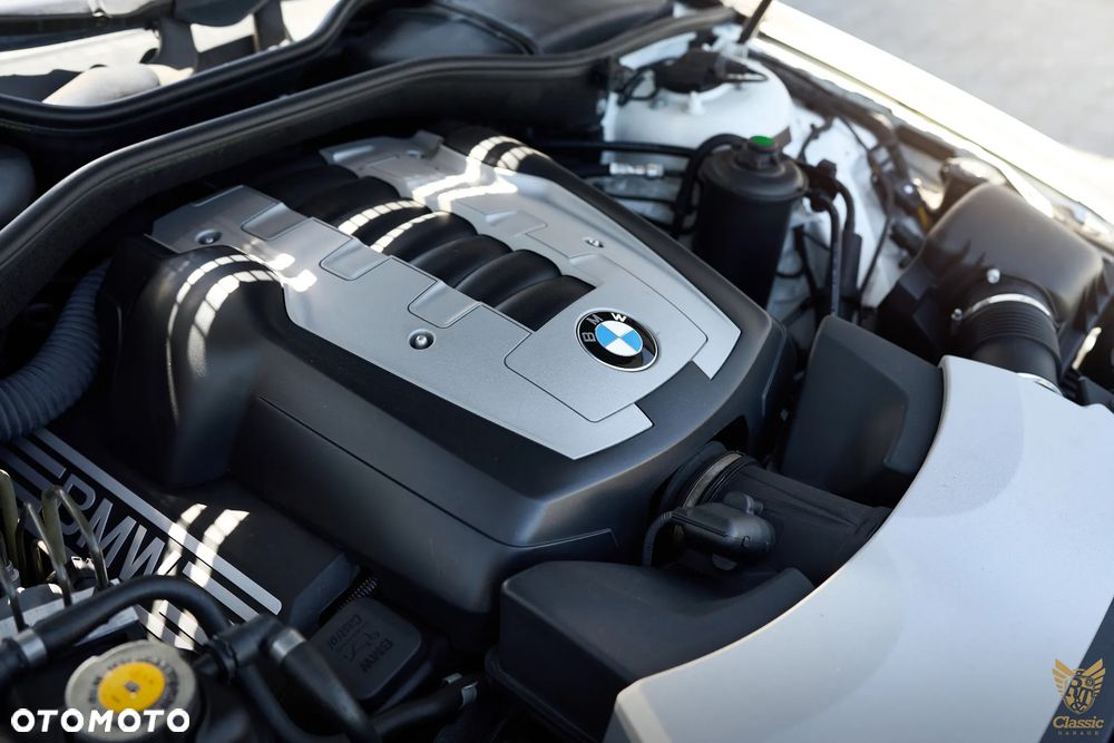 BMW Seria 7 750i L - 22