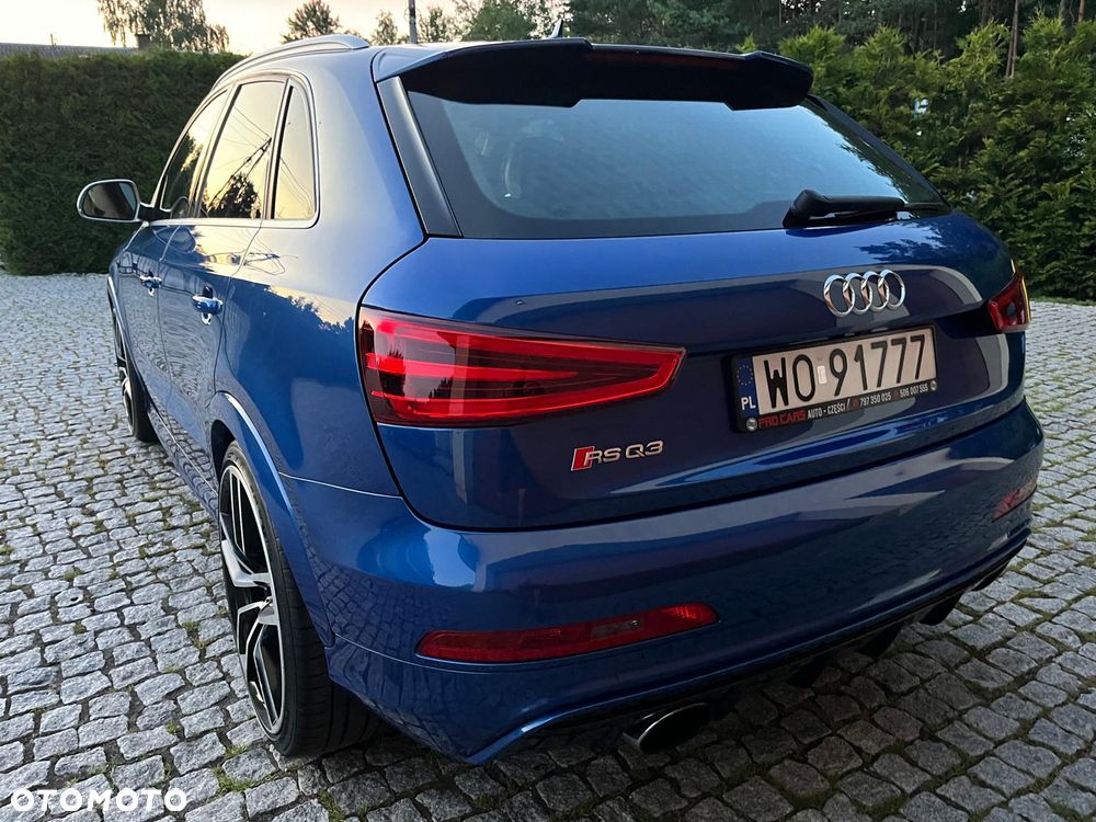 Audi RS Q3 2.5 TFSI quattro S tronic - 11