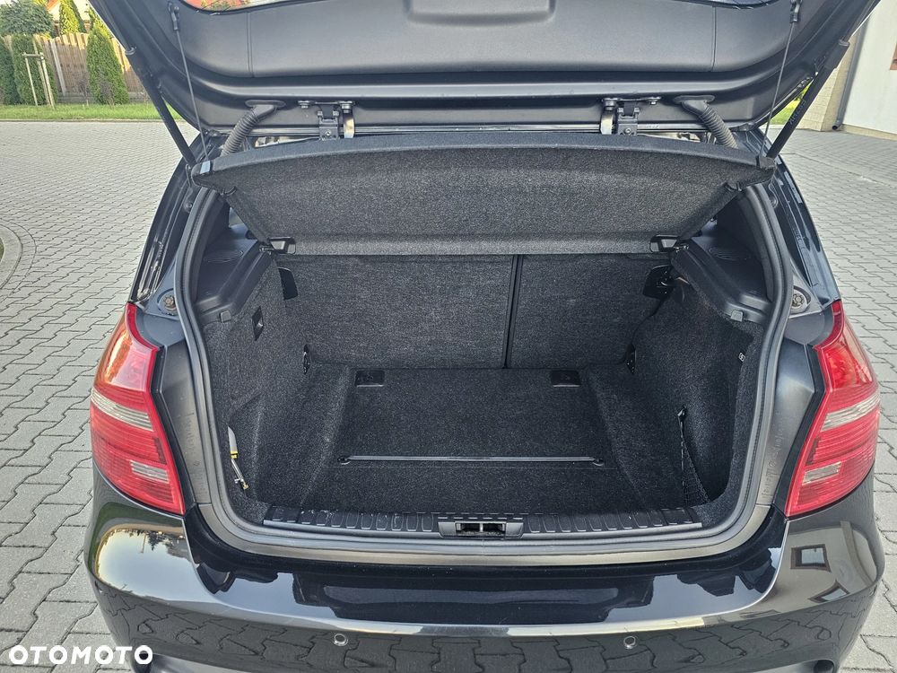 BMW Seria 1 - 23