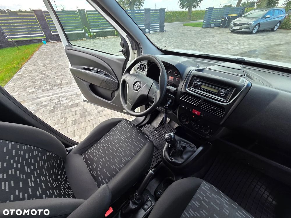Opel Combo - 13