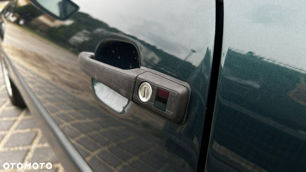 Mercedes-Benz SL - 17