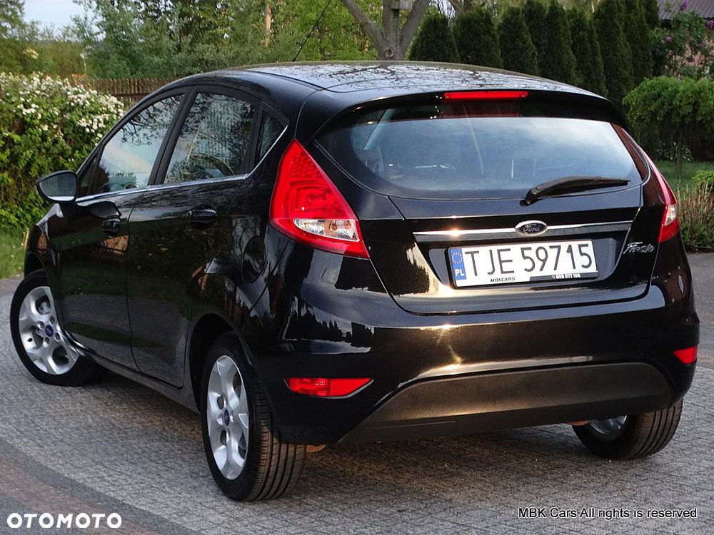 Ford Fiesta 1.25 Titanium X - 11
