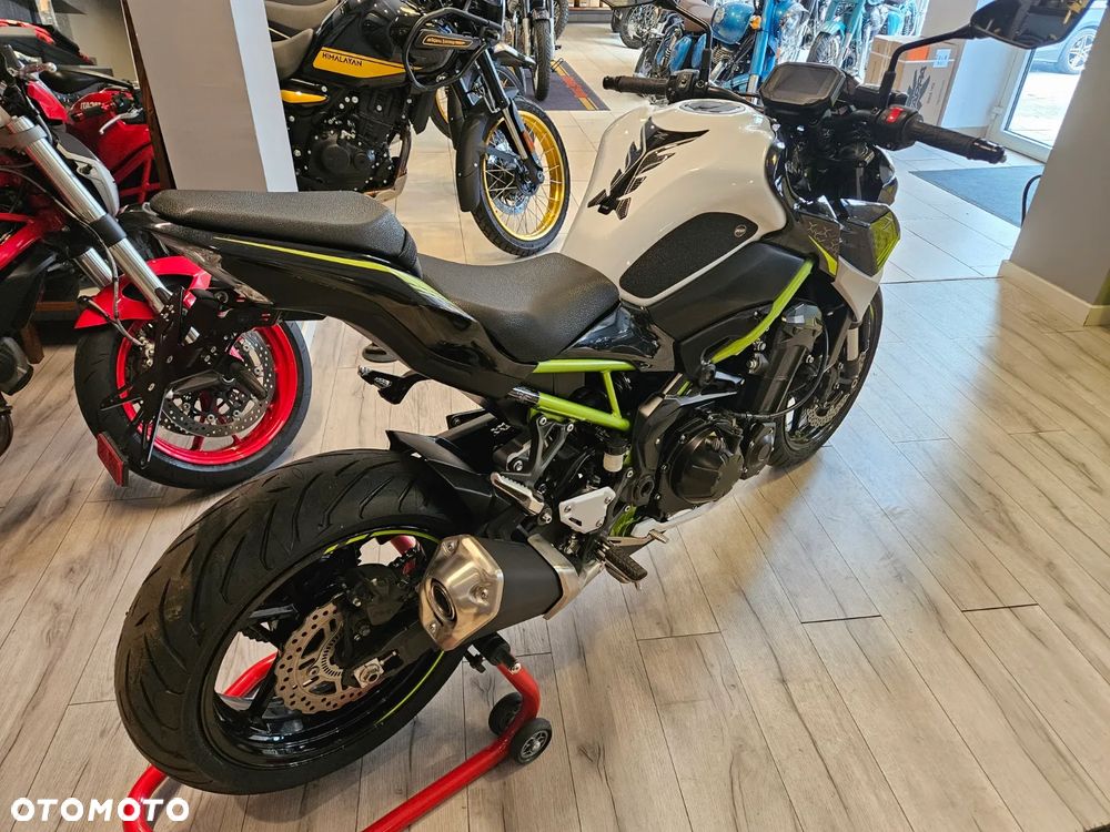 Kawasaki Z 900 - 5