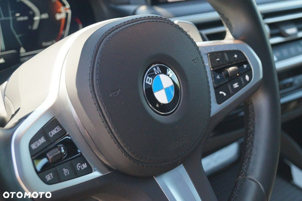BMW X4 - 16