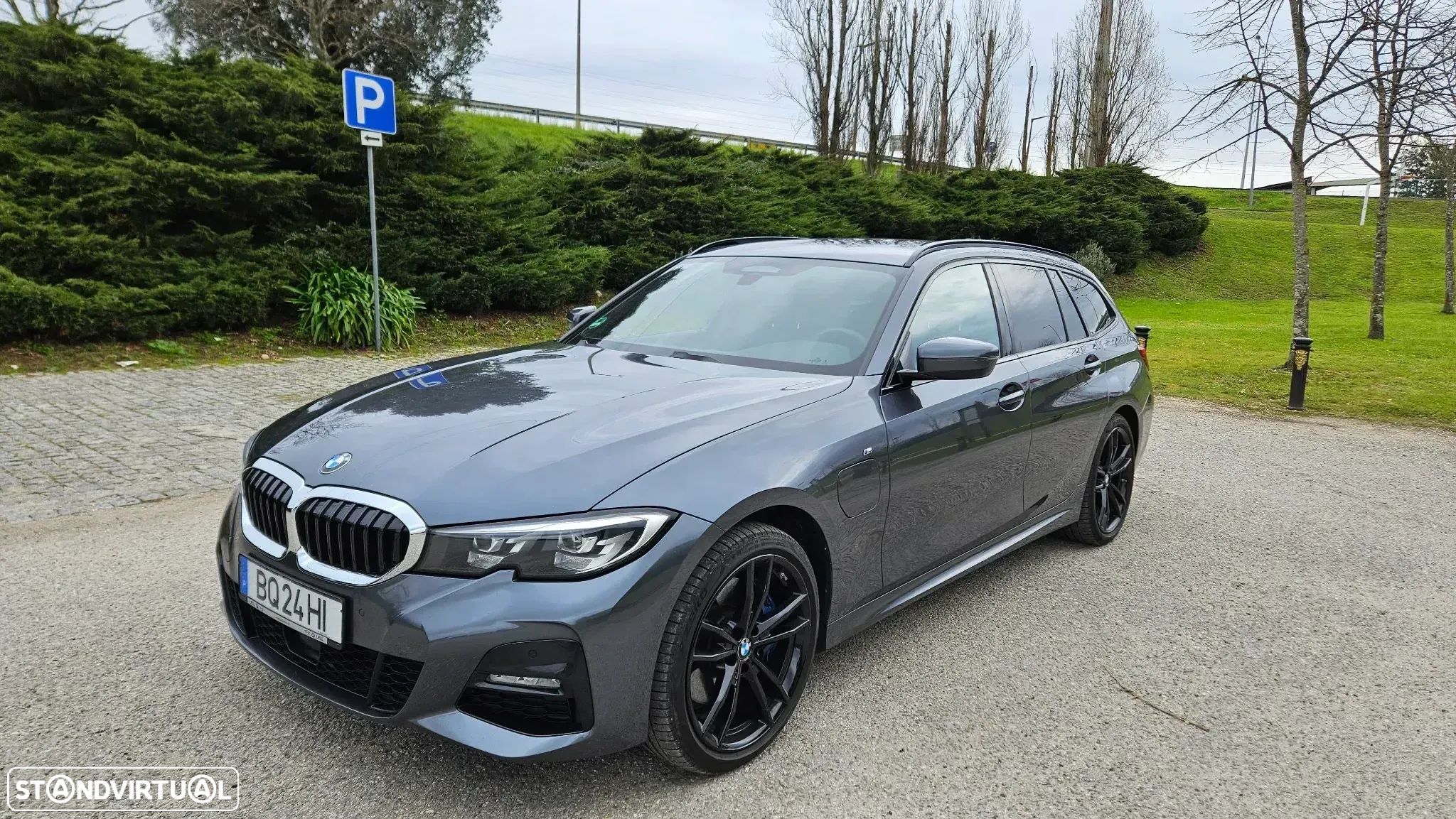 BMW 330 e Touring Pack M Auto - 1