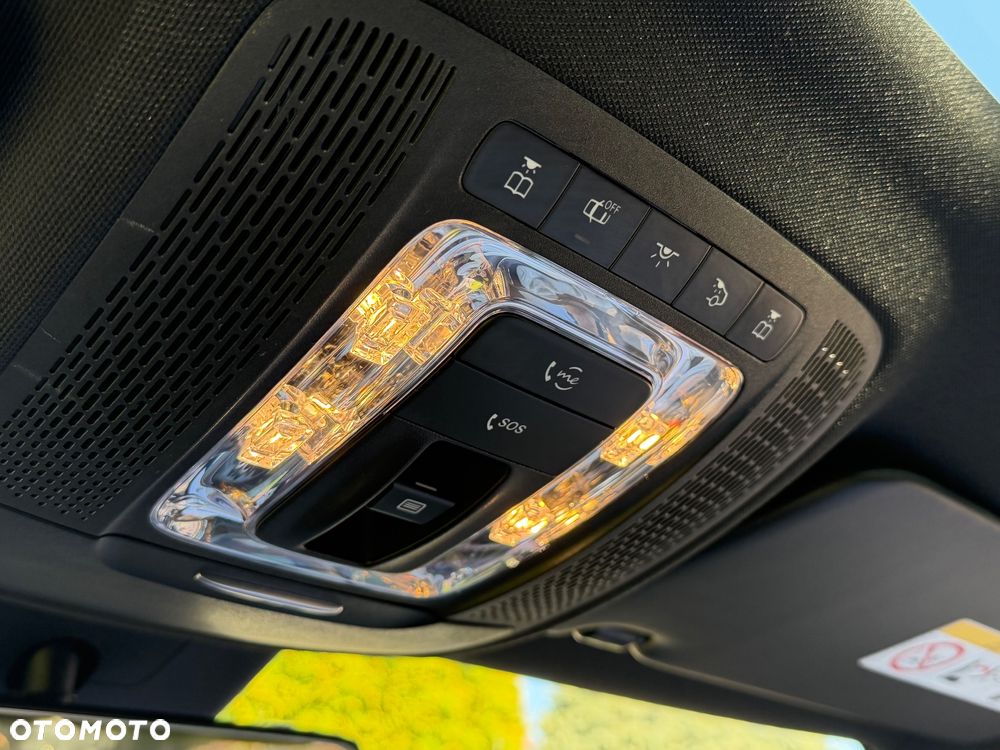 Mercedes-Benz CLA 220 d AMG Line 8G-DCT - 35