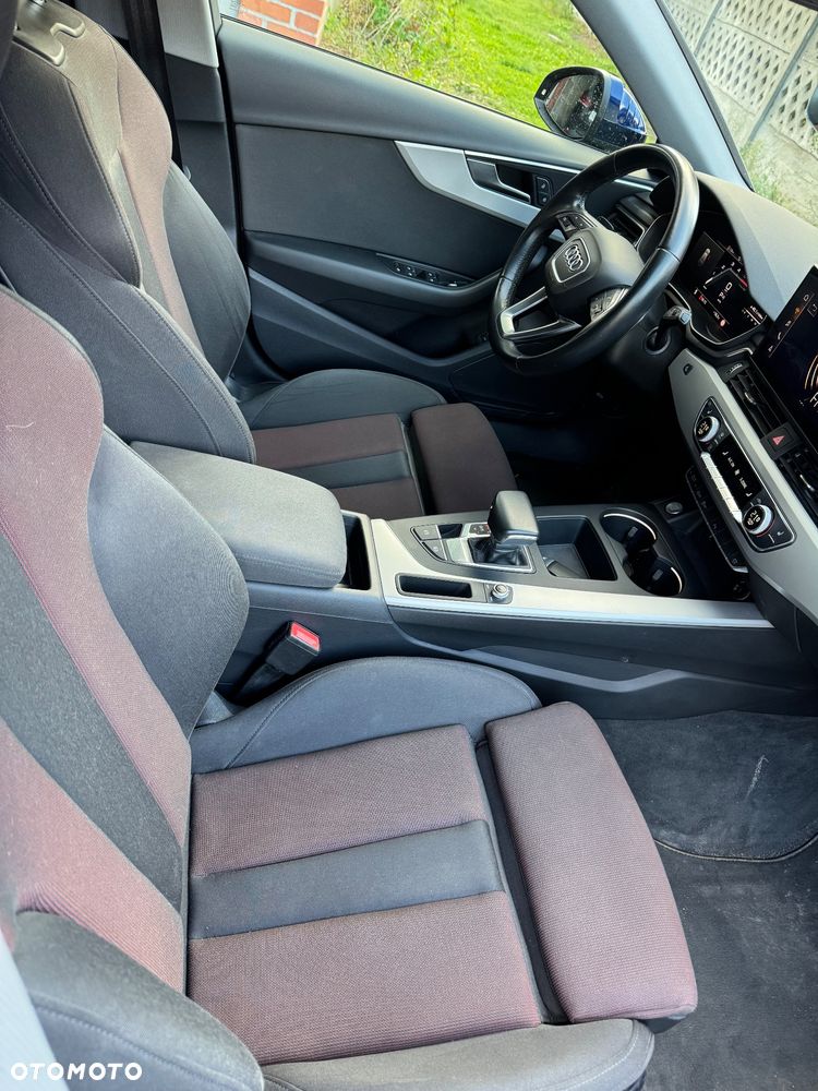 Audi A4 Avant 35 TDI mHEV S Line S tronic - 29