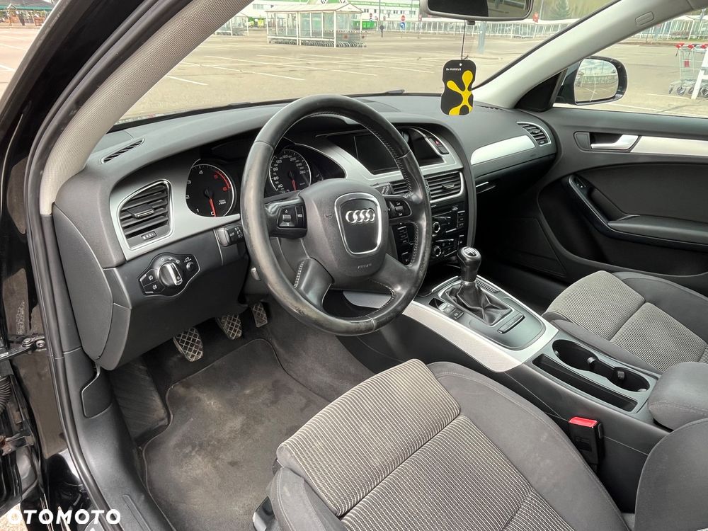 Audi A4 Avant 2.0 TDI - 15