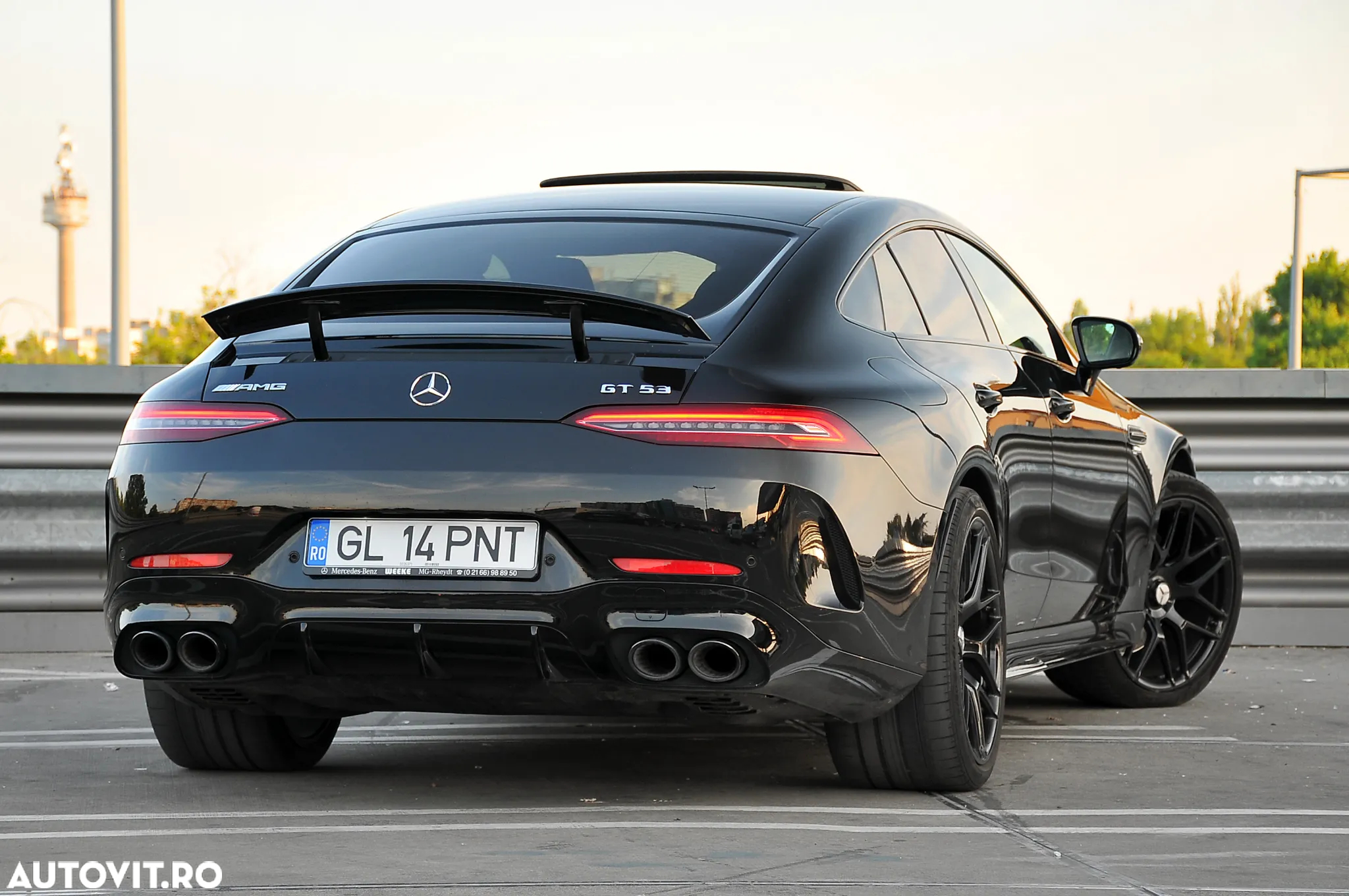 Mercedes-Benz AMG GT 53 4MATIC+ MHEV - 15