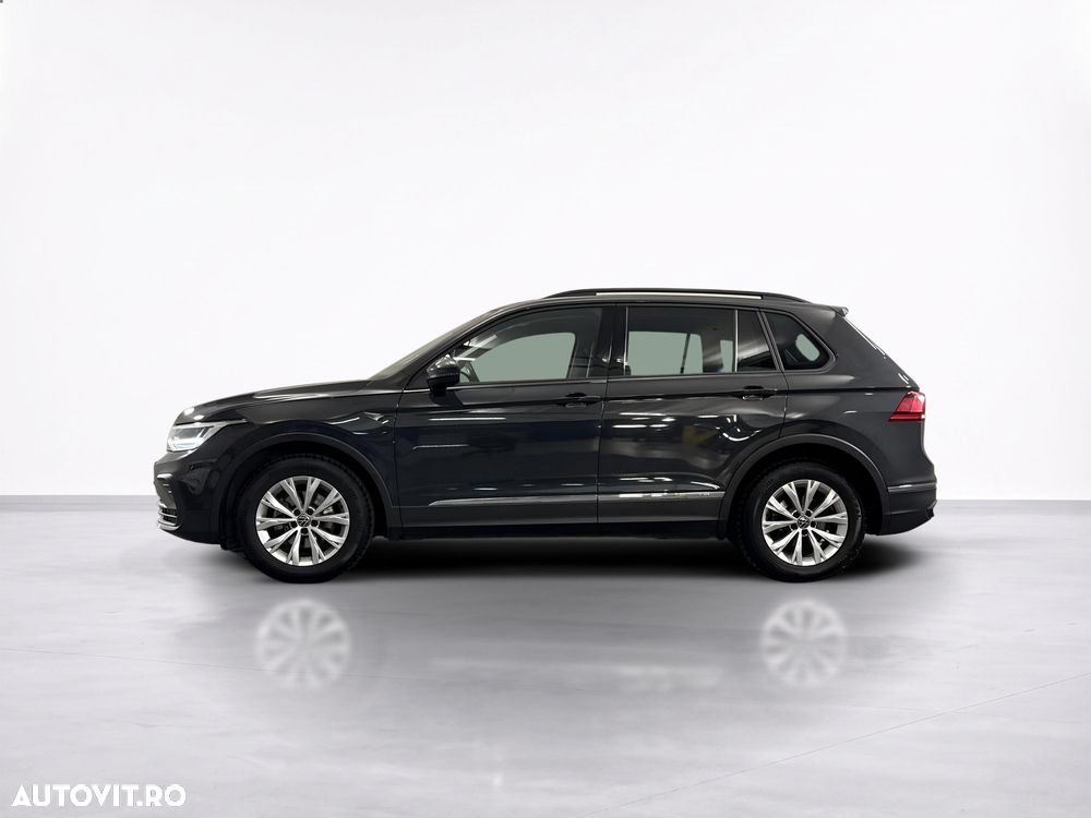 Volkswagen Tiguan - 3