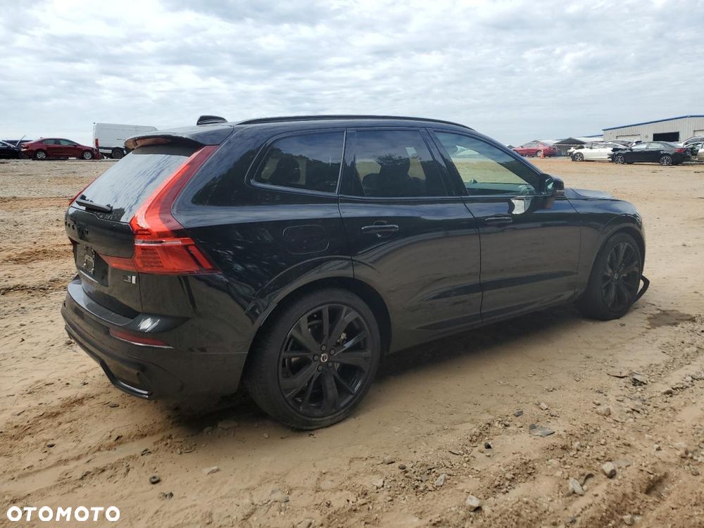 Volvo XC 60 T8 Plug-In Hybrid AWD Ultimate Black Edition - 2
