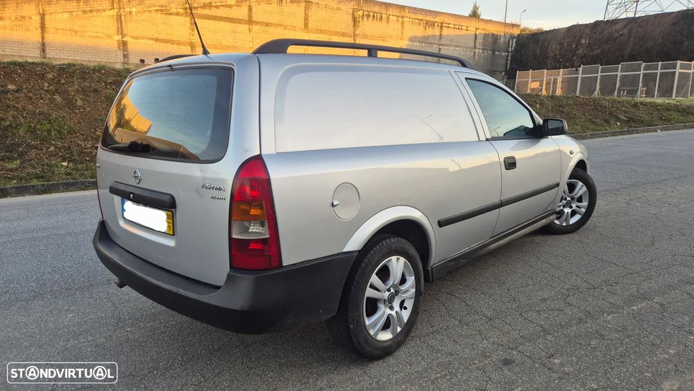 Opel Astra 1.7 DTi Sport - 4