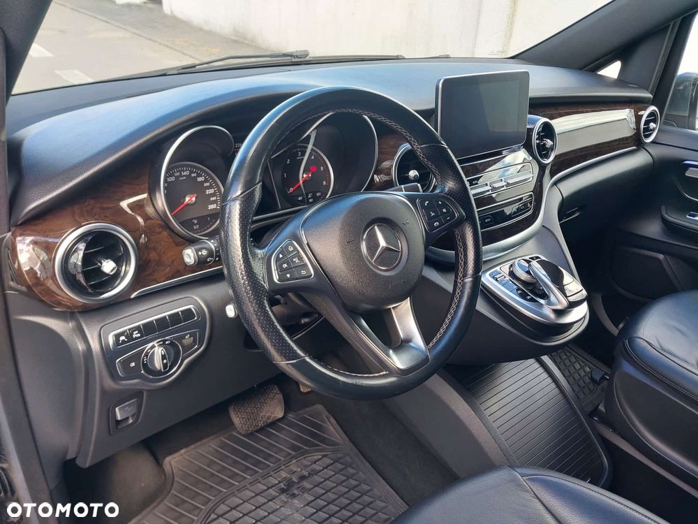 Mercedes-Benz Klasa V 250 (BlueTEC) d Avantgarde 7G-Tronic - 11