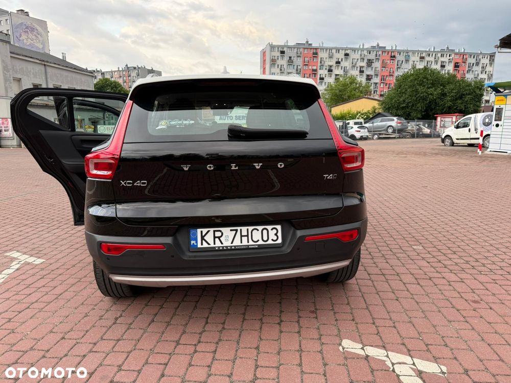 Volvo XC 40 - 5