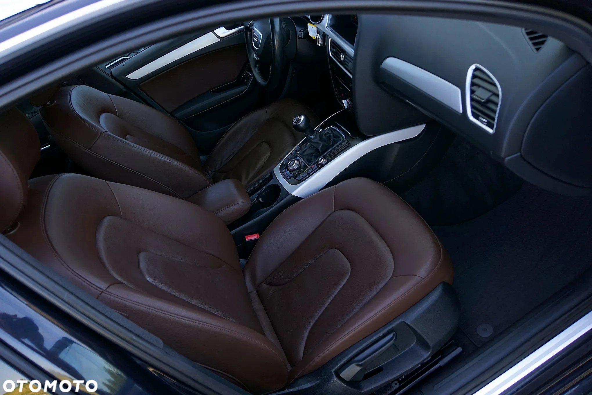 Audi A4 Avant 2.0 TDI ultra sport - 24
