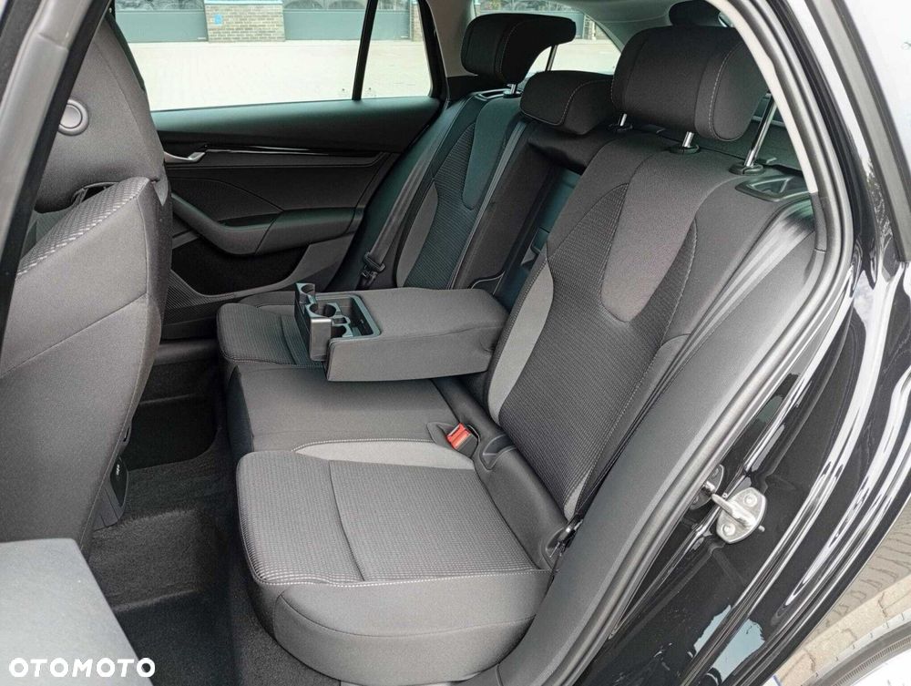 Skoda Octavia 1.5 TSI mHEV Edition 130 Selection DSG - 18