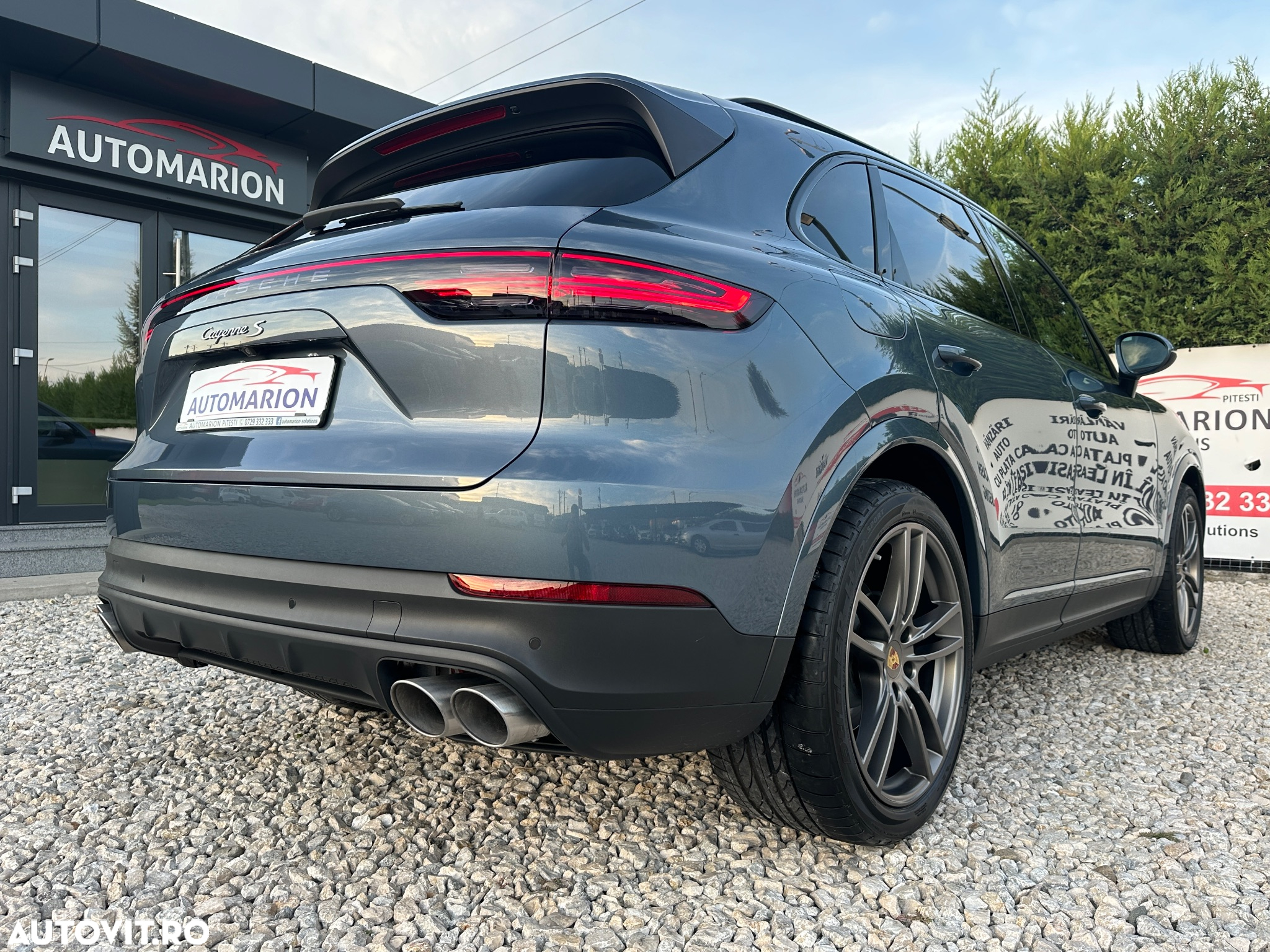 Porsche Cayenne - 7