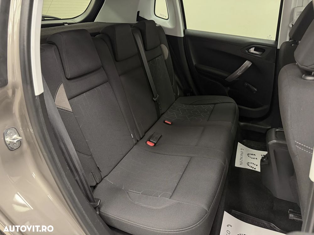 Peugeot 2008 PureTech 82 Style - 16