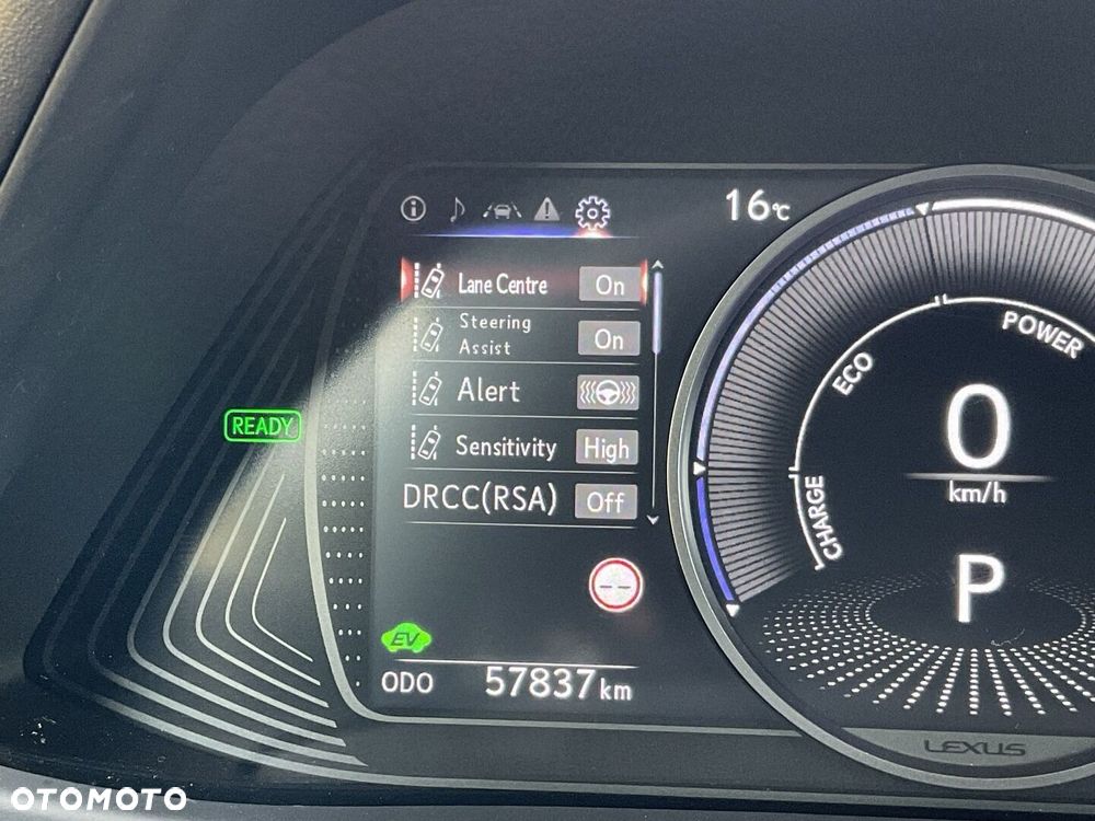 Lexus UX - 28