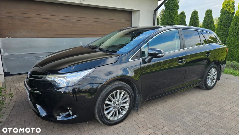 Toyota Avensis - 4