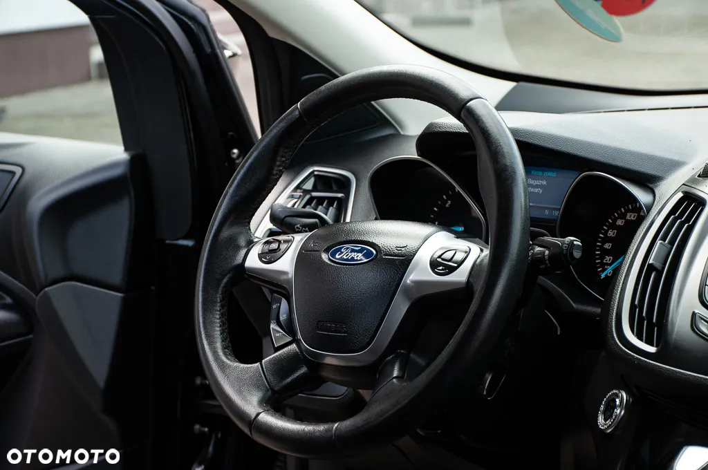 Ford Kuga 2.0 TDCi 4x4 Titanium - 5