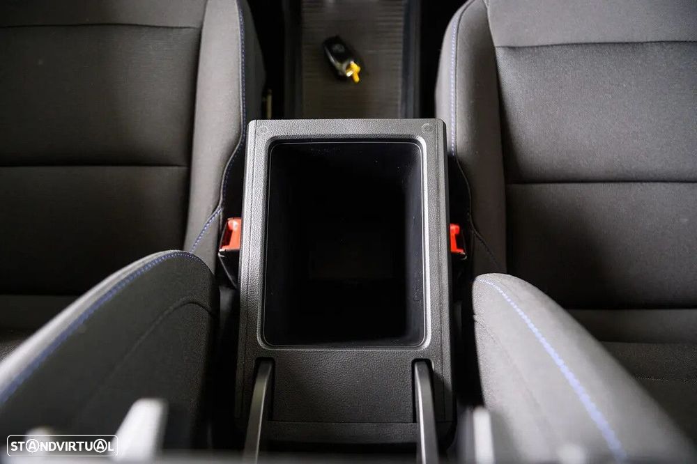 MG MG4 51 kWh Standard - 57