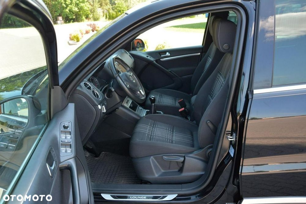 Volkswagen Tiguan 2.0 TDI SCR BlueMotion Technology Lounge Sport & Style - 18