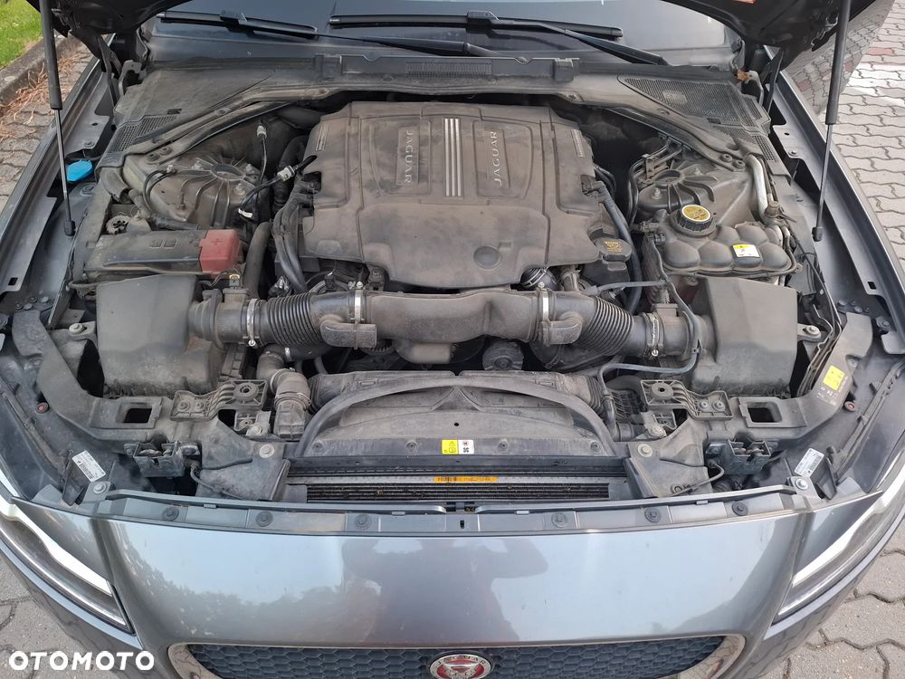 Jaguar XF 3.0 V6 Prestige - 25