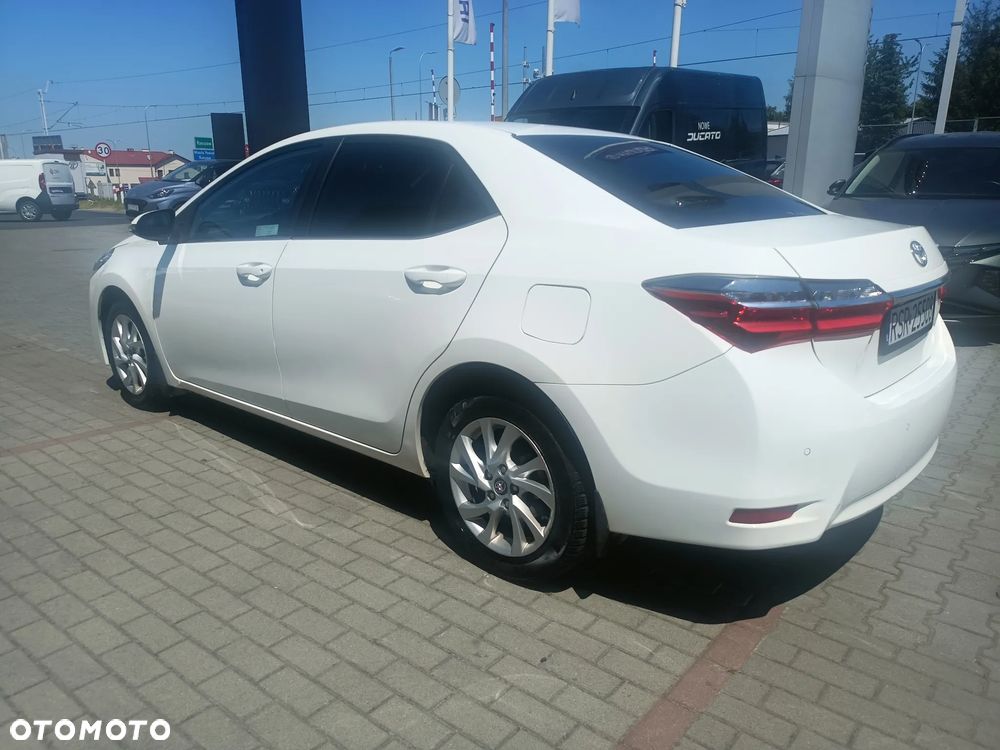 Toyota Corolla 1.6 Prestige - 4