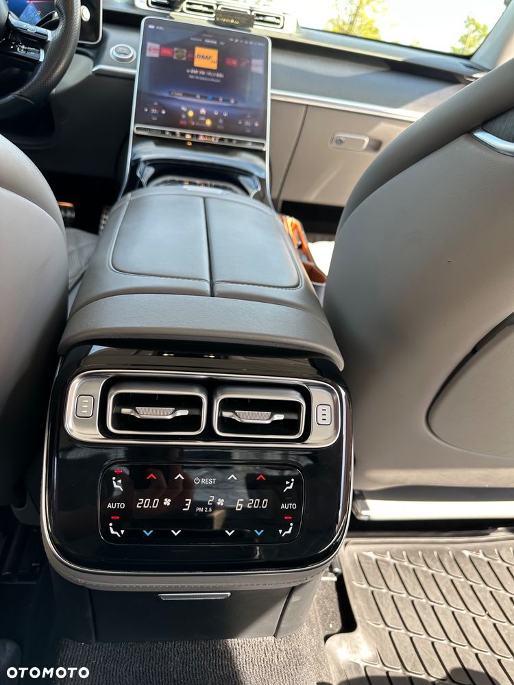 Mercedes-Benz Klasa S 400 d 4-Matic L 9G-TRONIC - 17