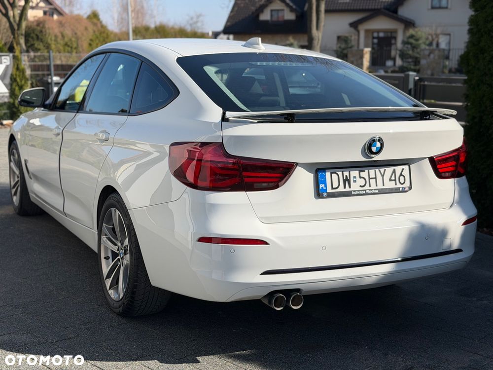 BMW 3GT 320d xDrive - 3