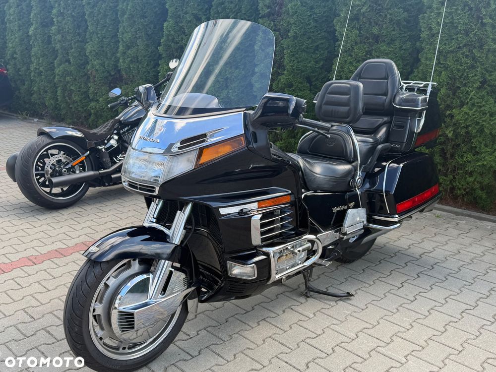 Honda GL - 5