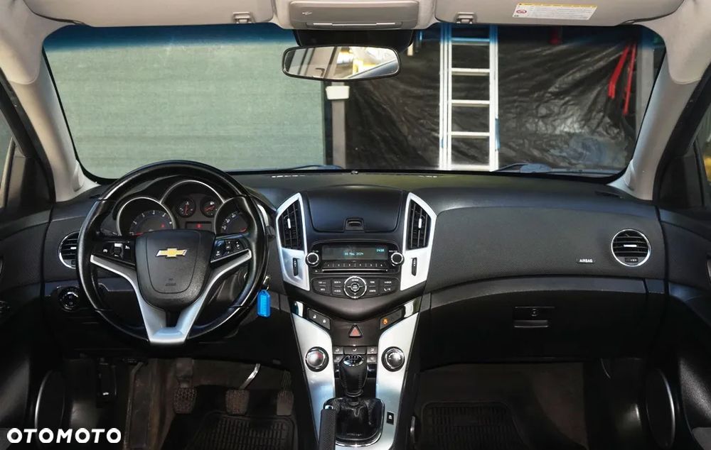 Chevrolet Cruze - 26