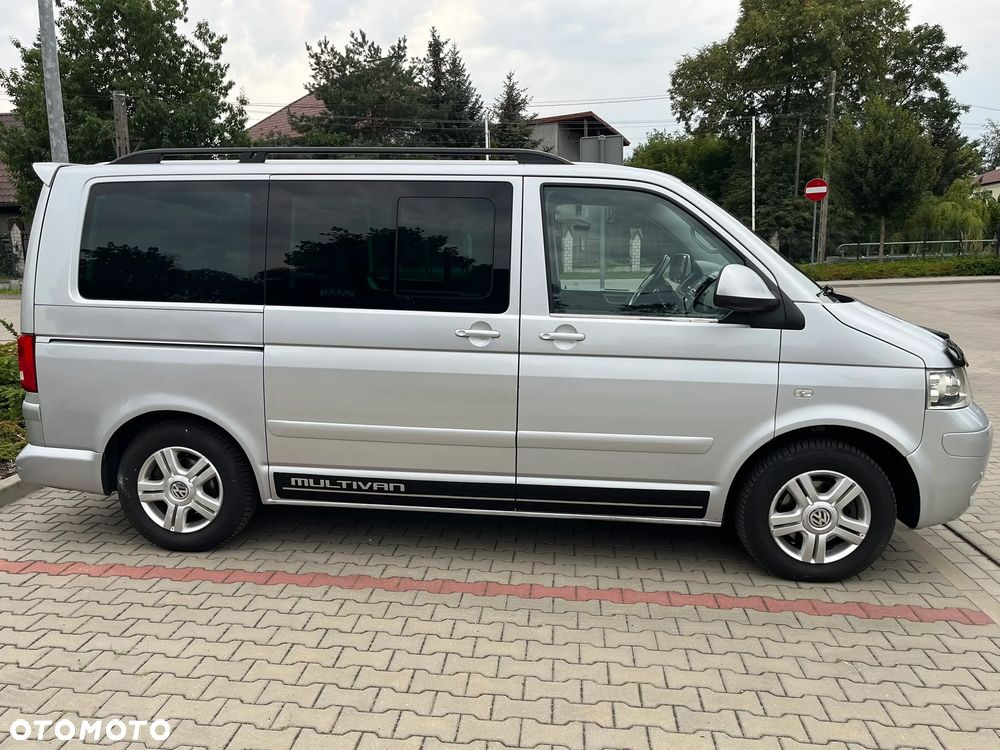 Volkswagen Multivan - 7