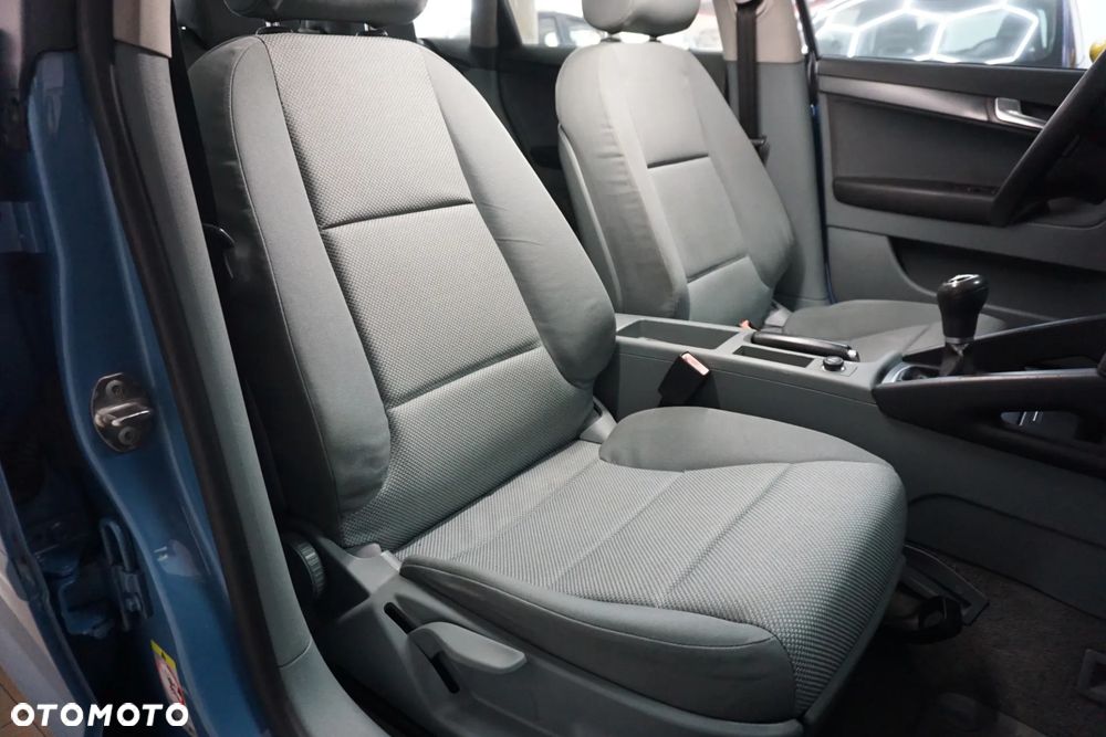Audi A3 Sportback 2.0 TDI Ambiente - 23