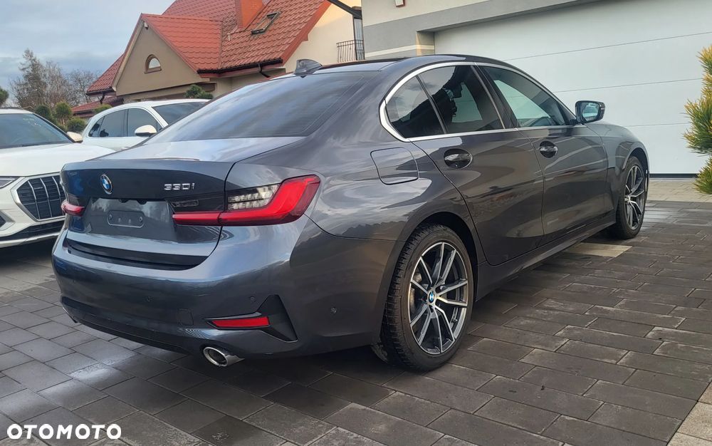 BMW Seria 3 330i xDrive Advantage - 6