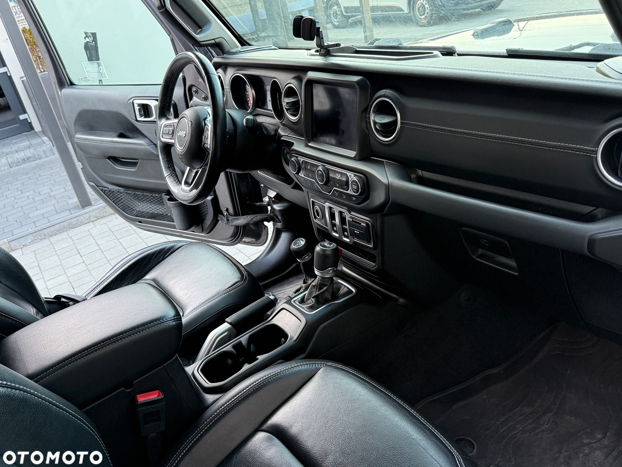 Jeep Wrangler 2.2 CRD Sahara - 35