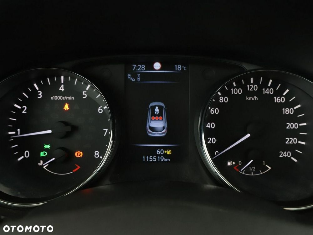 Nissan Qashqai 1.2 DIG-T Tekna - 23