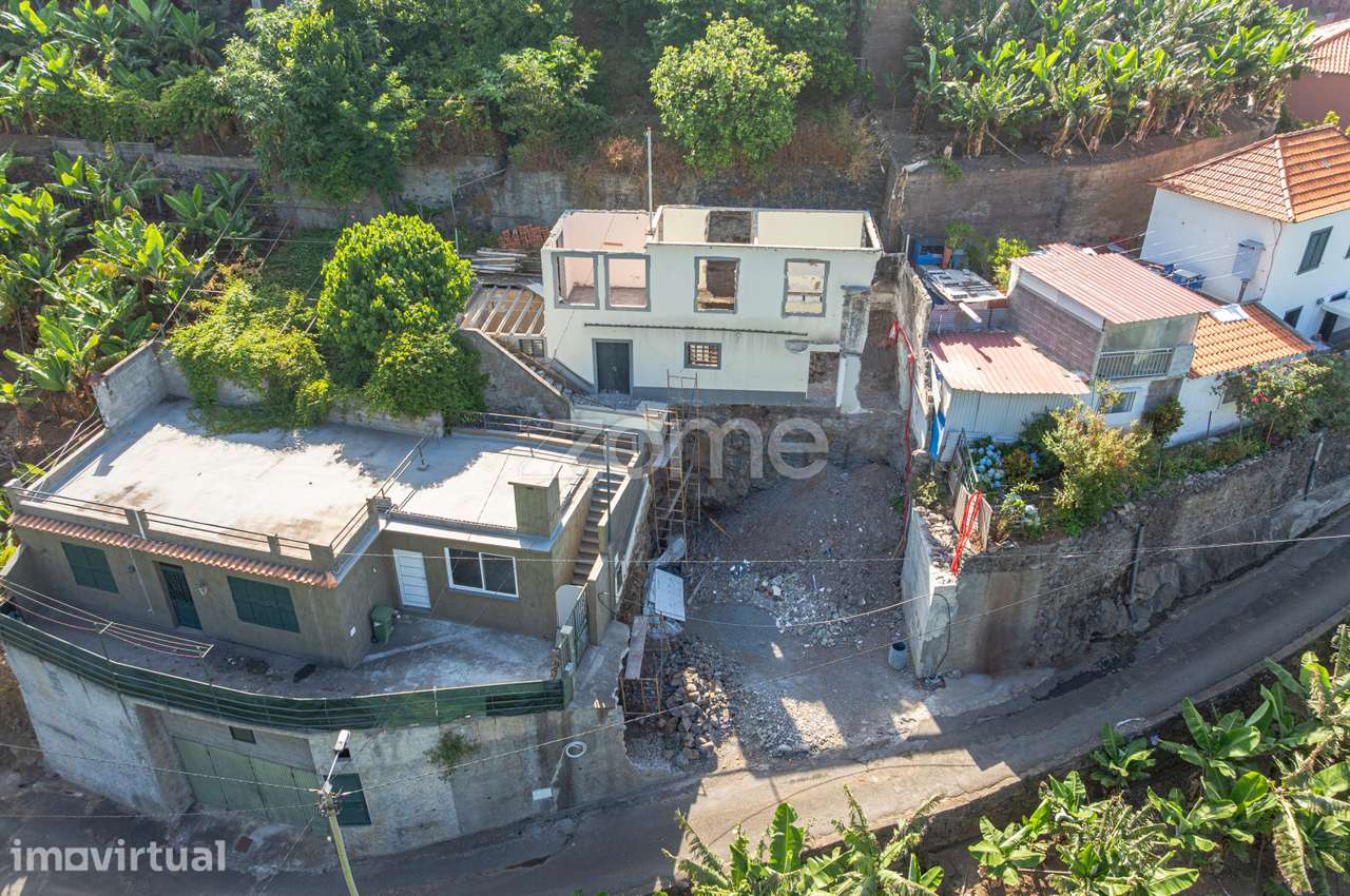 Moradia para recuperar com projeto de ampliação -Camara de Lobos - Grande imagem: 3/19