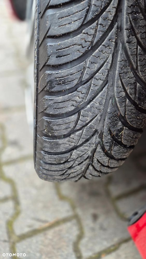 Citroën C1 1.0 Sensodrive Exclusive - 3