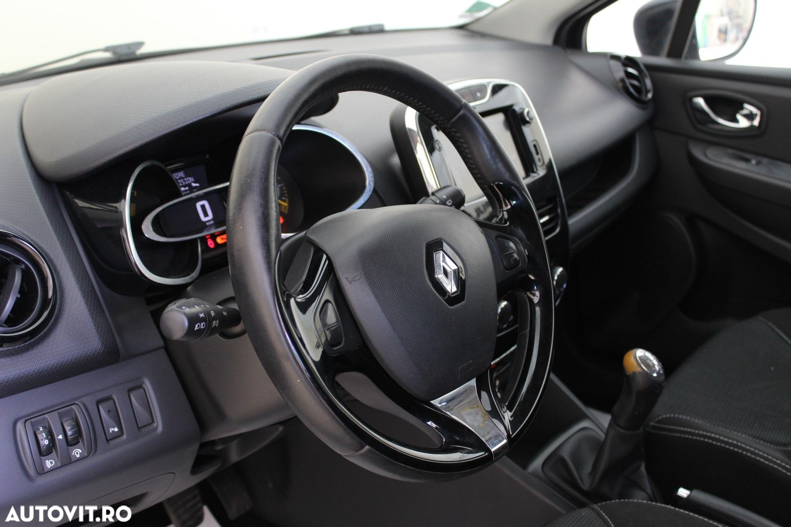 Renault Clio - 13