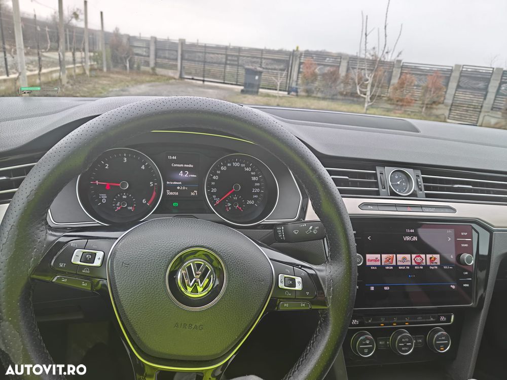 Volkswagen Passat 2.0 TDI Highline - 5