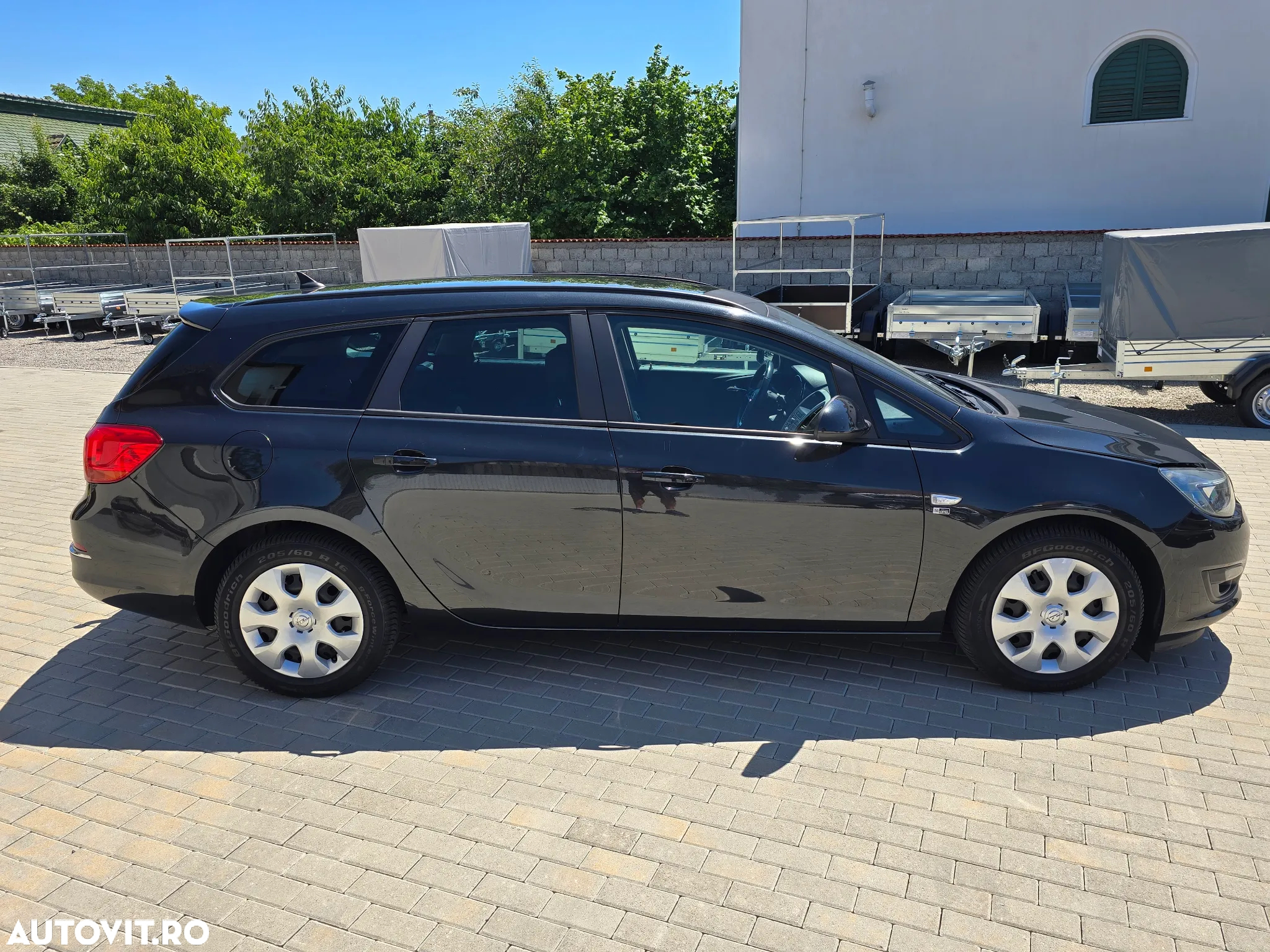 Opel Astra 1.7 CDTI DPF ecoFLEX Sports TourerStart/Stop 150 Jahre - 11